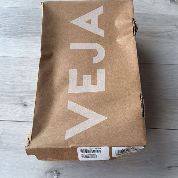 VEJA URCA CWL WHITE NATURAL size 8 sneakers NWT in box - Picture 4 of 10